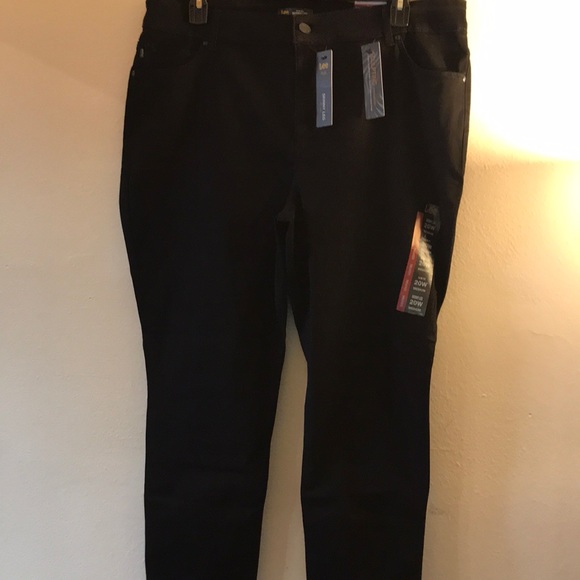 lee women's slimming fit rebound skinny leg jean